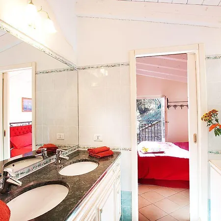 Apartament Belvedere Menaggio-4 Luxury Homes-by Italian Casa Paradiso, Apartmento Belvedere, Woon Belvedere Penthouse, Vh Bella Vista Menaggio