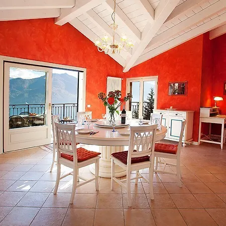 Apartament Belvedere Menaggio-4 Luxury Homes-by Italian Casa Paradiso, Apartmento Belvedere, Woon Belvedere Penthouse, Vh Bella Vista