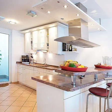 Daire Belvedere Menaggio-4 Luxury Homes-by Italian Casa Paradiso, Apartmento Belvedere, Woon Belvedere Penthouse, Vh Bella Vista *