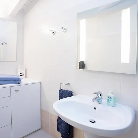 Apartament Belvedere Menaggio-4 Luxury Homes-by Italian Casa Paradiso, Apartmento Belvedere, Woon Belvedere Penthouse, Vh Bella Vista *