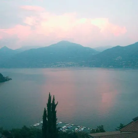Belvedere Menaggio-4 Luxury Homes-by Italian Casa Paradiso, Apartmento Belvedere, Woon Belvedere Penthouse, Vh Bella Vista 아파트 메나지오