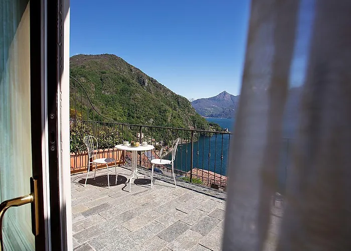 Belvedere Menaggio-4 Luxury Homes-by Italian Casa Paradiso, Apartmento Belvedere, Woon Belvedere Penthouse, Vh Bella Vista 메나지오
