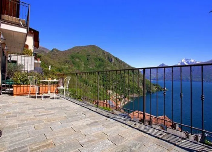 Belvedere Menaggio-4 Luxury Homes-by Italian Casa Paradiso, Apartmento Belvedere, Woon Belvedere Penthouse, Vh Bella Vista 메나지오