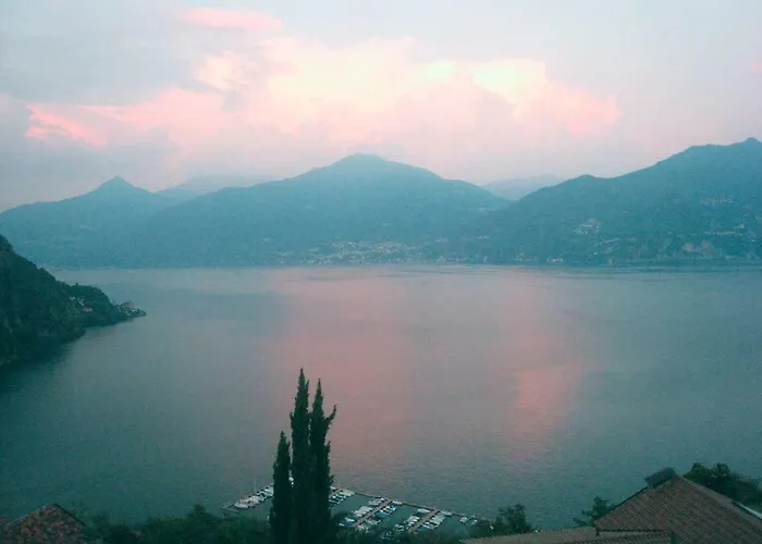 Belvedere Menaggio-4 Luxury Homes-by Italian Casa Paradiso, Apartmento Belvedere, Woon Belvedere Penthouse, Vh Bella Vista 아파트 메나지오